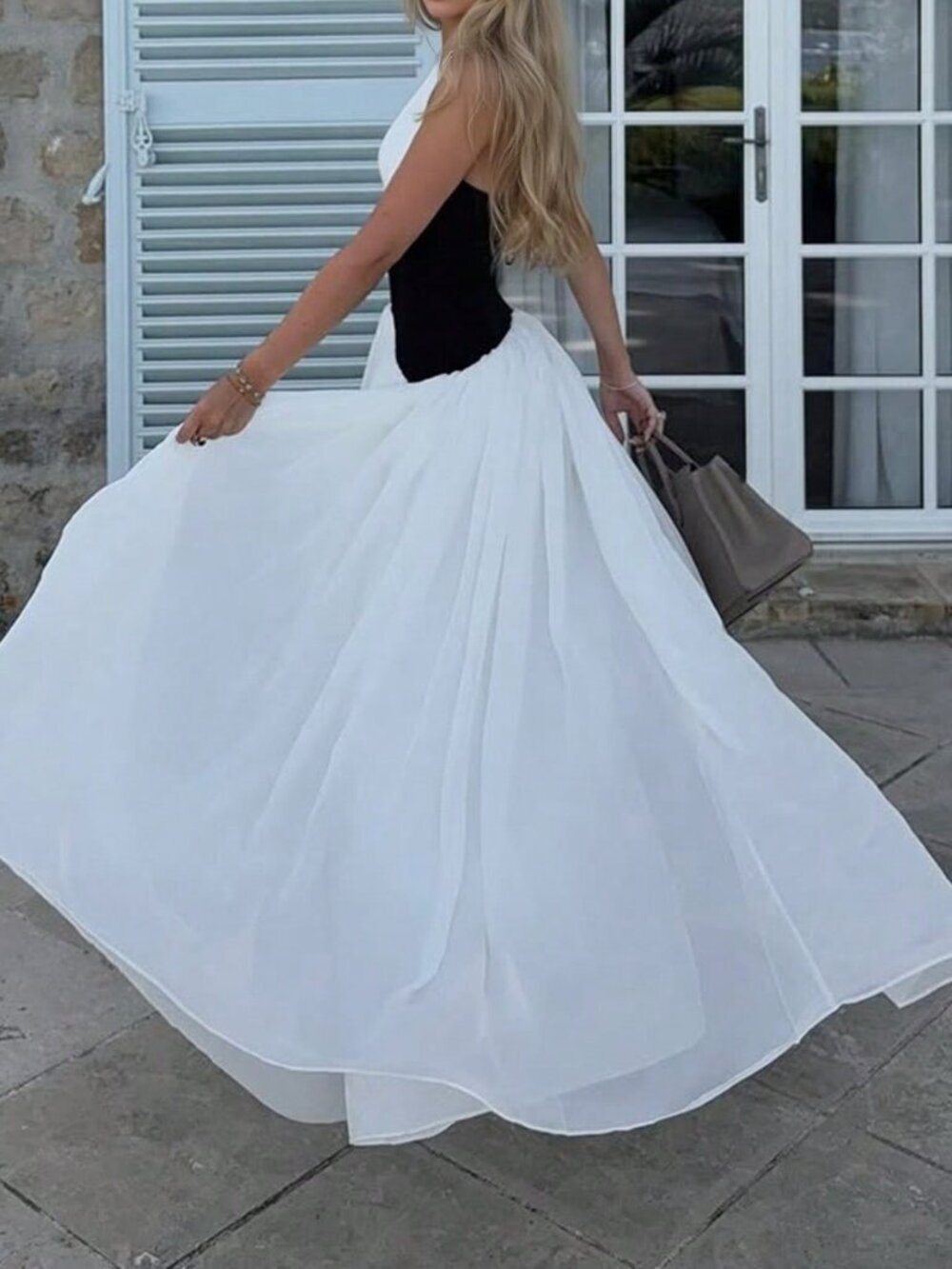 White Casual Women's Color Block A-Line Backless Halter Neck Dress - Picture 2 of 5